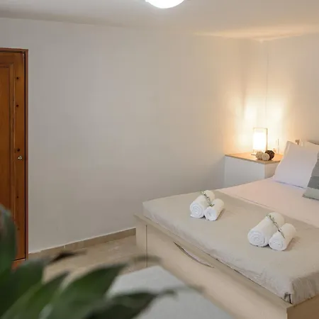 Marita House Sea View Hersonissos (Crete)